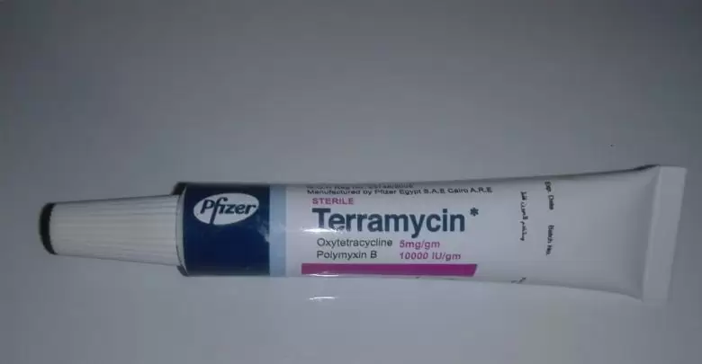 دواعي استعمال مرهم تيراميسين لعلاج إصابات العين TERRAMYCIN