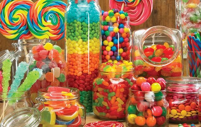 تفسير رؤية حلم الحلويات في المنام بالتفصيل